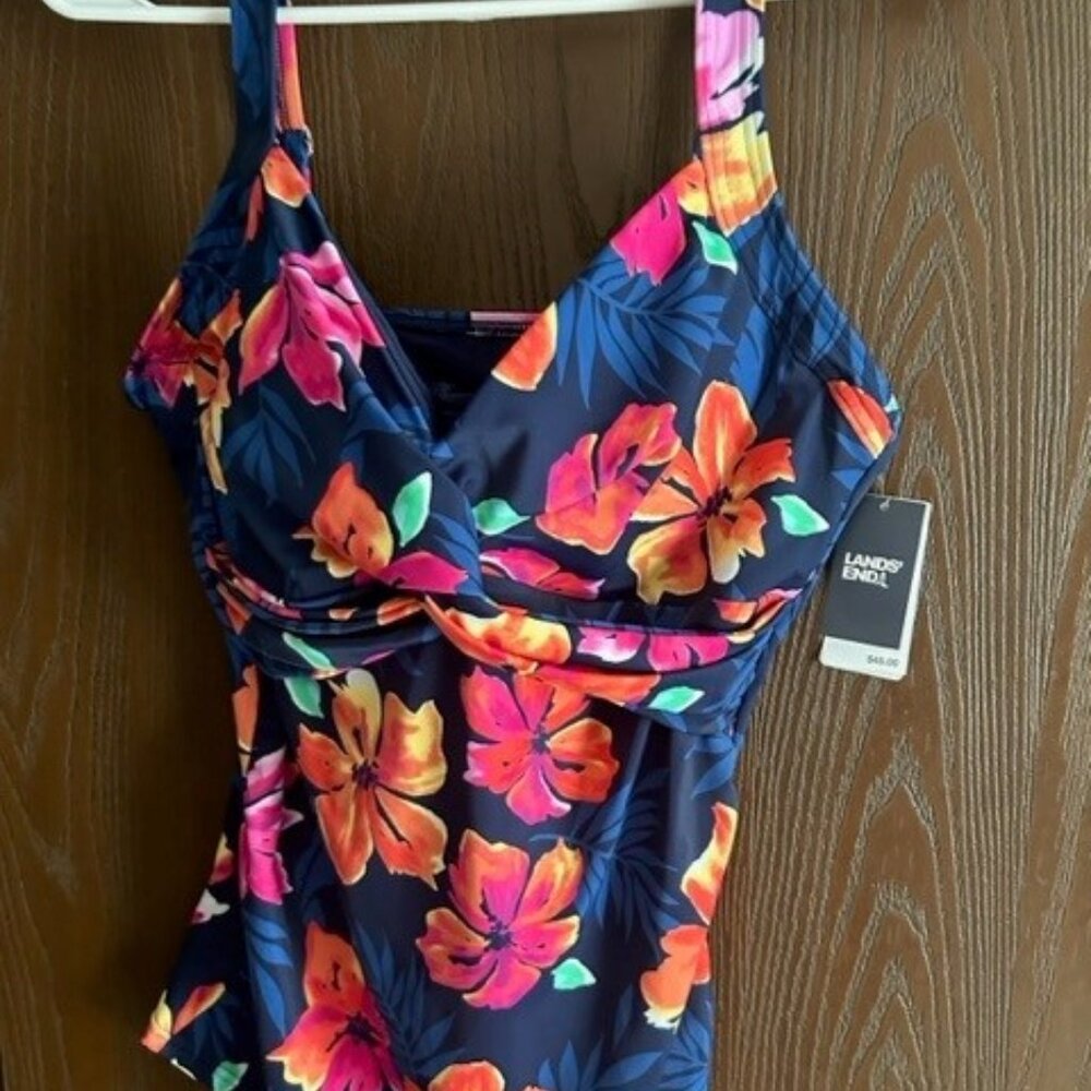 Lands End womens swim tankini